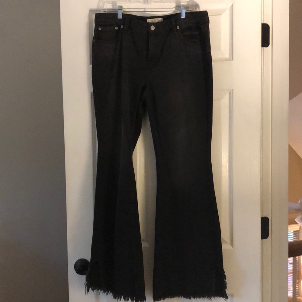 black flares